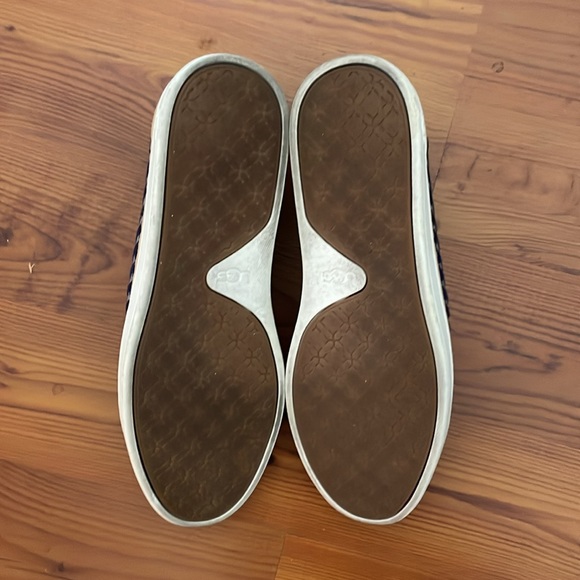 Ugg loafers sneaker excellent condition - Picture 5 of 8